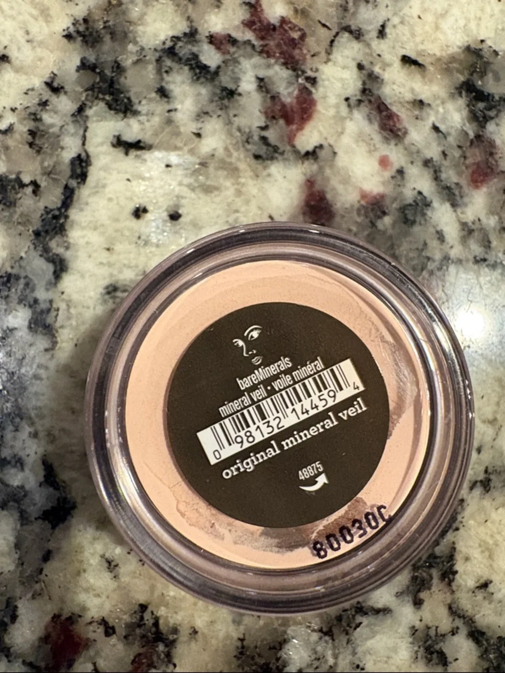 FREE In bundle NWT travel size Minerals Mineral Veil Loose Setting Powder